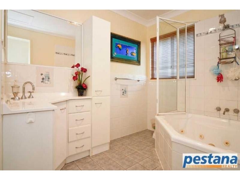 45 Southgate Drive, Woodridge QLD 4114