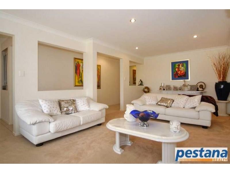 90 Springvale Circuit, Underwood QLD 4119