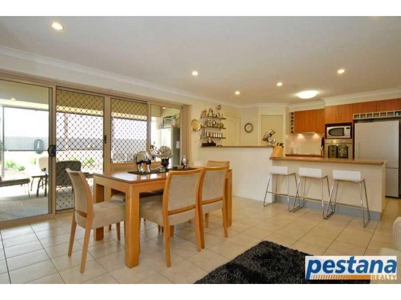 90 Springvale Circuit, Underwood QLD 4119