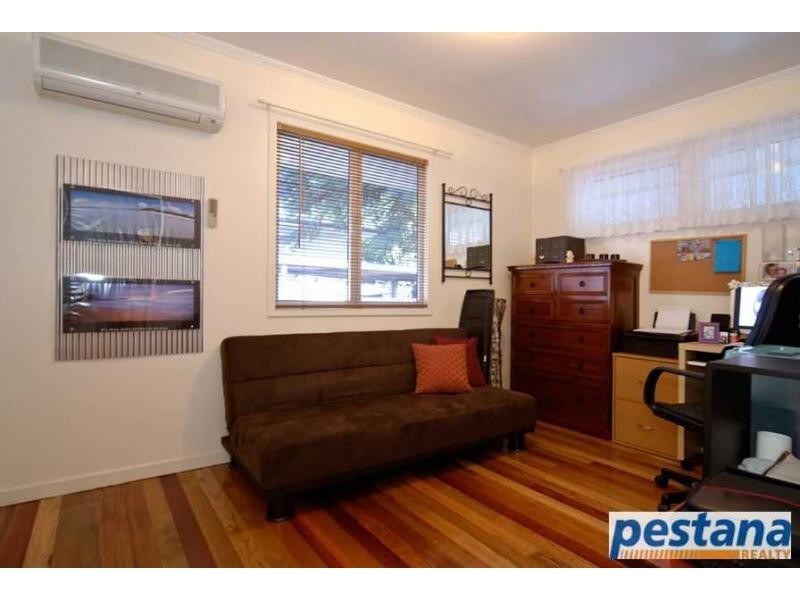 9 Mildred Street, Slacks Creek QLD 4127