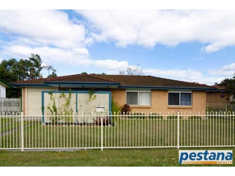 42 Ashton Street, Kingston QLD 4114