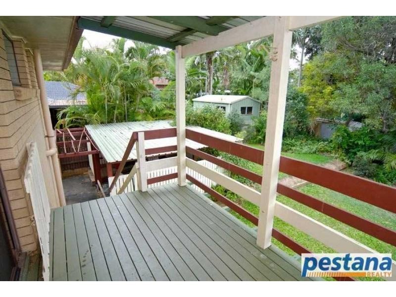 6 Hyacinth Street, Daisy Hill QLD 4127
