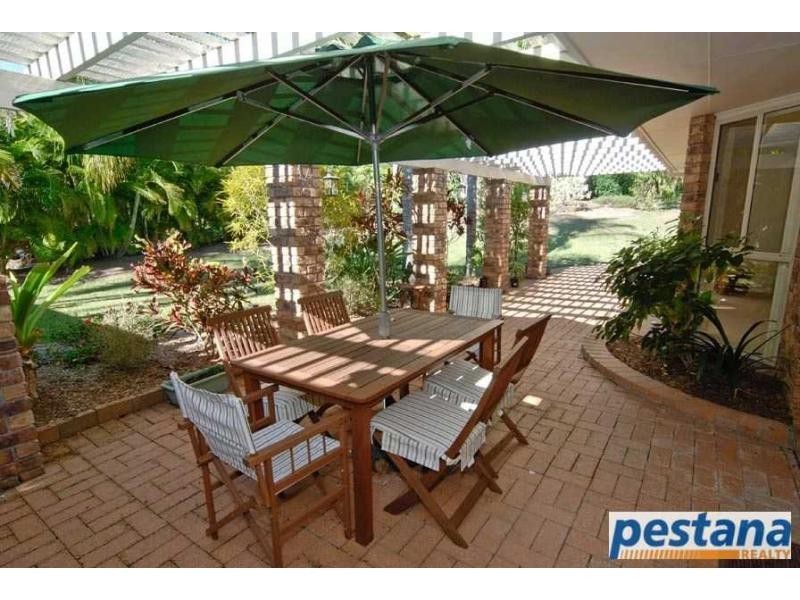 7 Carl Heck Boulevard, Windaroo QLD 4207