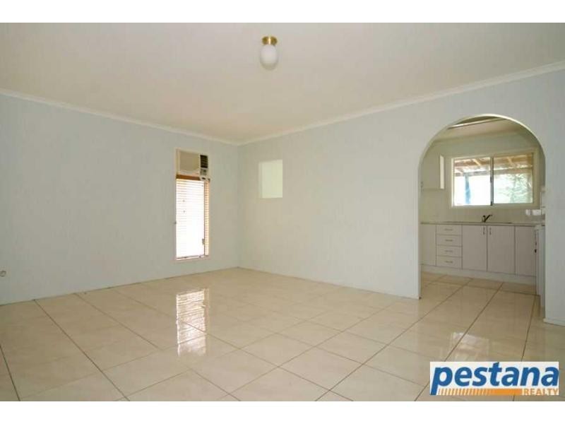 11 Errol Street, Loganlea QLD 4131
