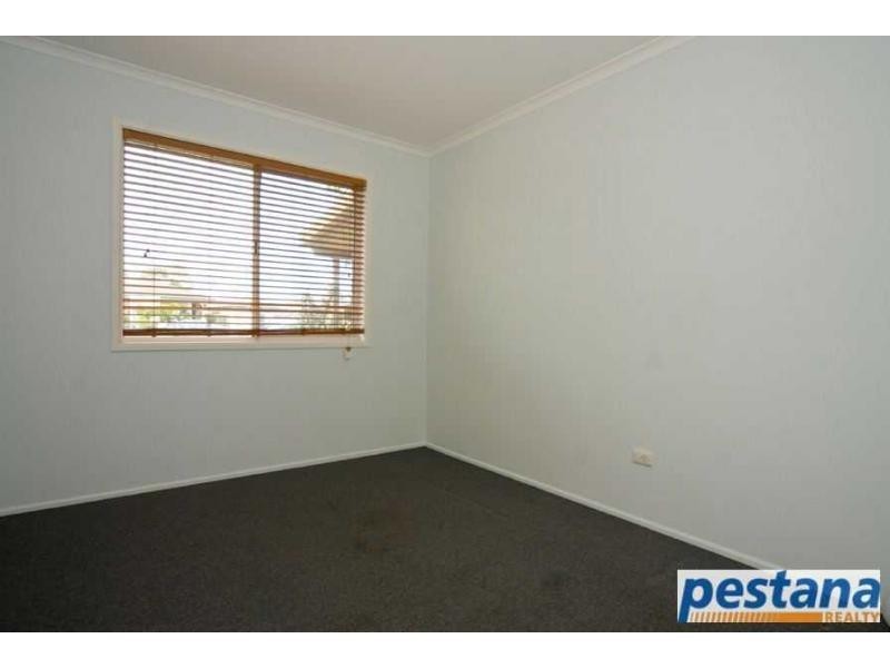 11 Errol Street, Loganlea QLD 4131
