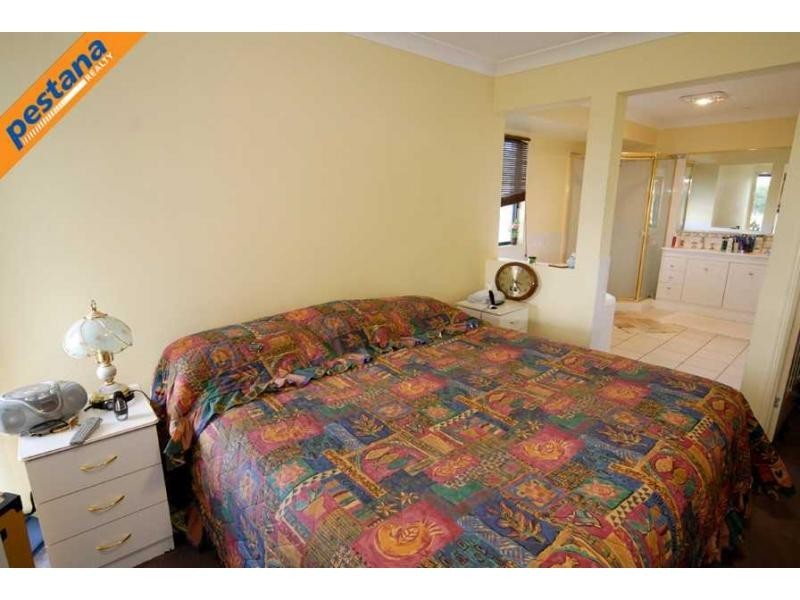 15 Robur Street, Marsden QLD 4132