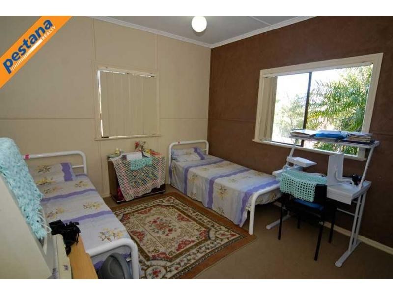 9 Muller Road, Woodridge QLD 4114