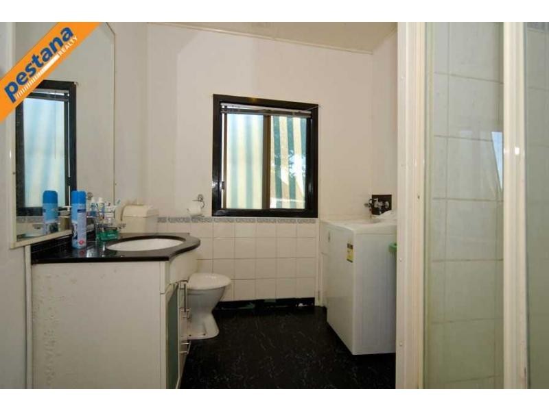 9 Muller Road, Woodridge QLD 4114