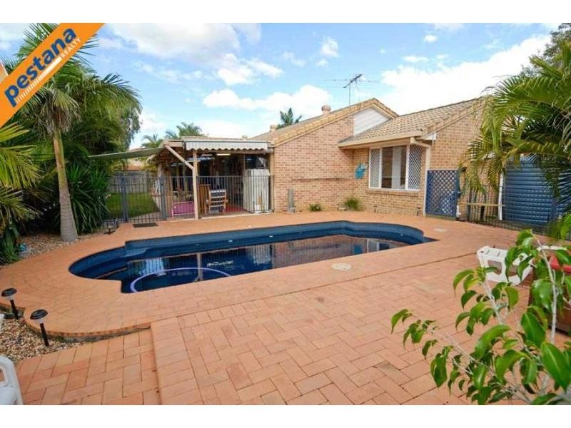 9 Crozier Crescent, Meadowbrook QLD 4131