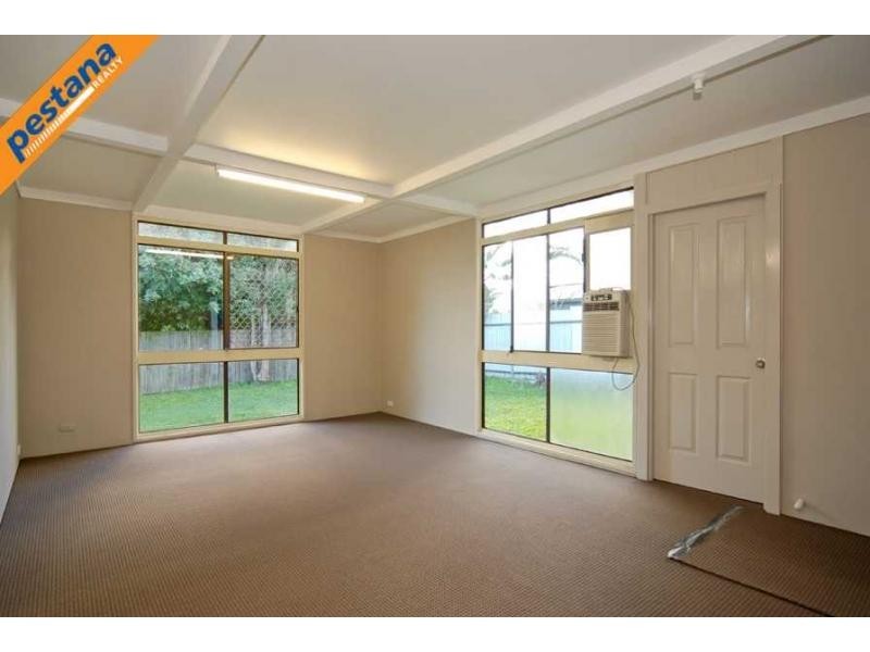 5 Greyash Street, Kingston QLD 4114