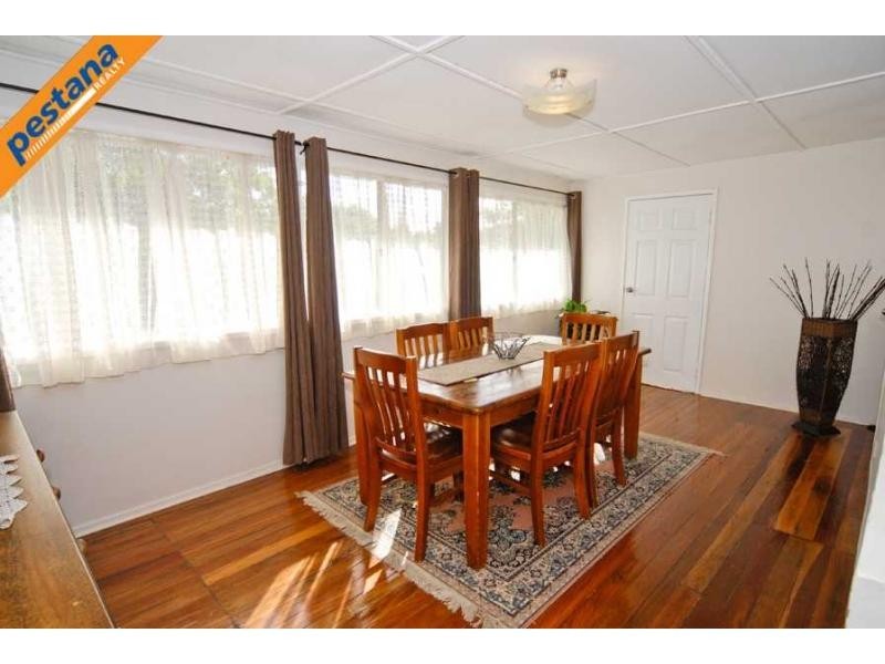 11 Lovell Street, Slacks Creek QLD 4127