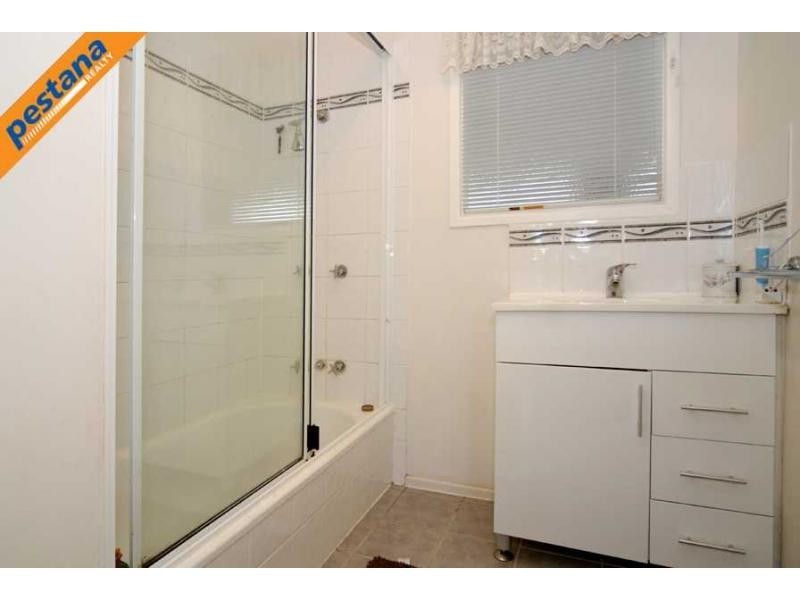 11 Lovell Street, Slacks Creek QLD 4127