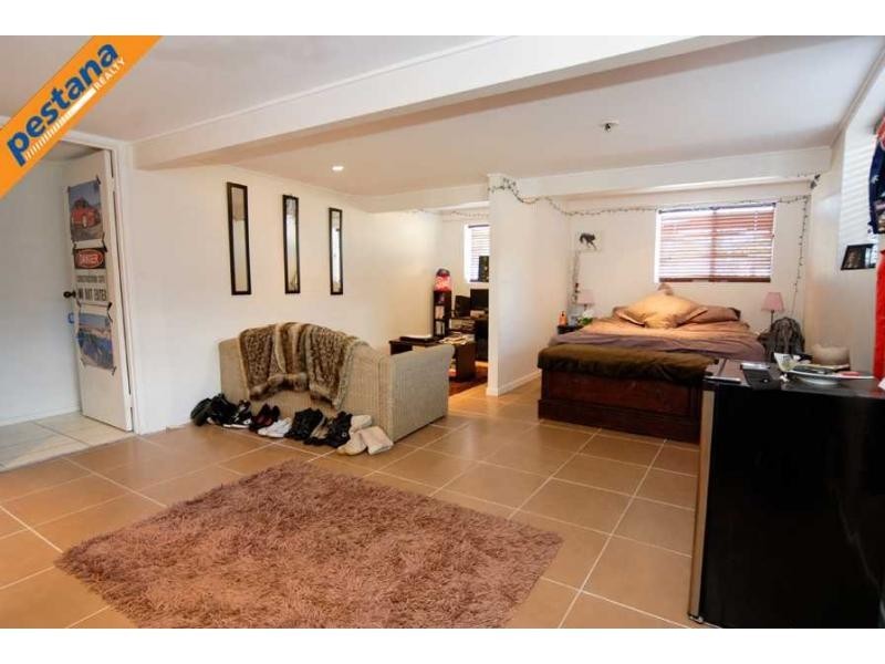 11 Lovell Street, Slacks Creek QLD 4127