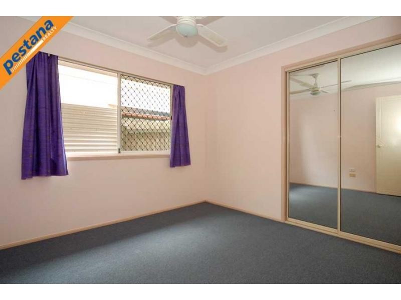 9 Kingfisher Close, Loganlea QLD 4131