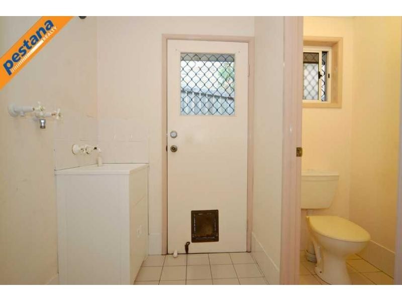 9 Kingfisher Close, Loganlea QLD 4131