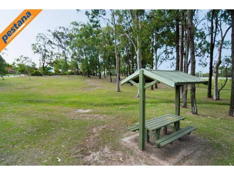 9 Kingfisher Close, Loganlea QLD 4131
