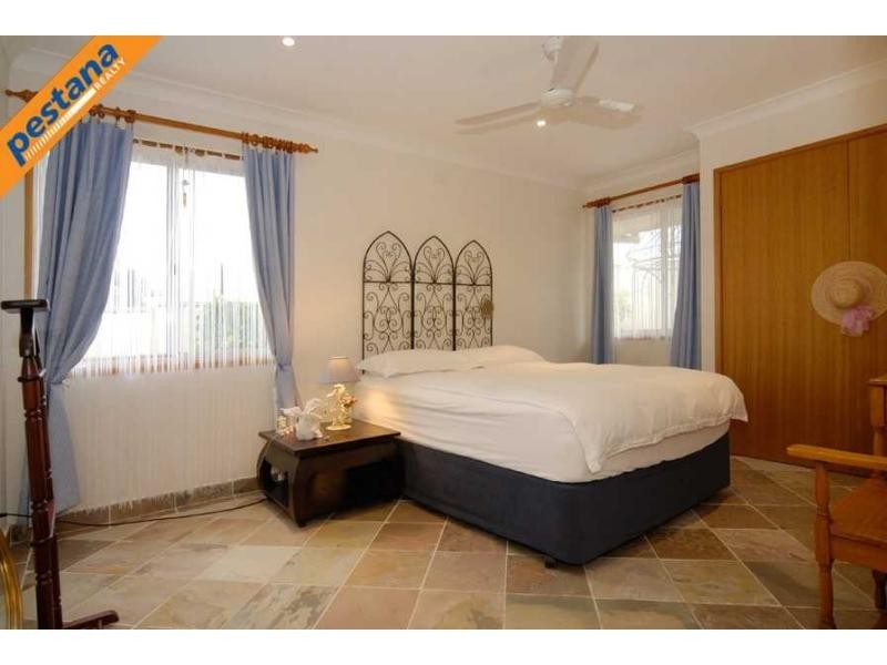 22 Veronica Avenue, Daisy Hill QLD 4127