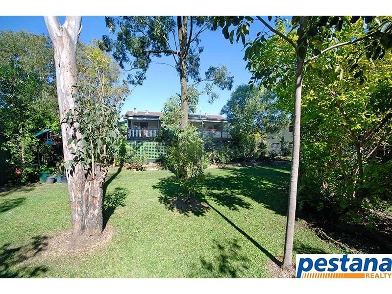 8 Thomas Street, Rochedale South QLD 4123