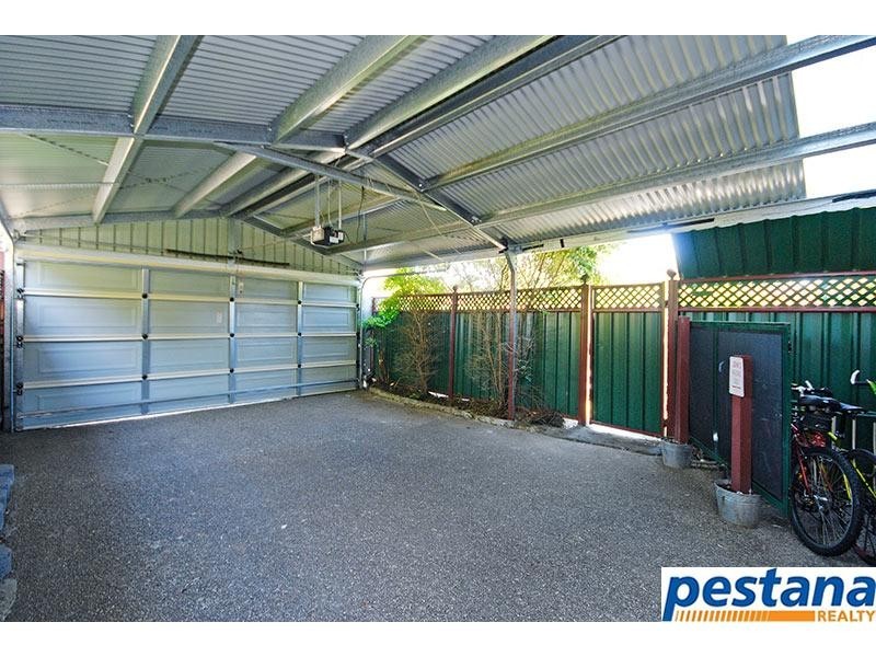 8 Thomas Street, Rochedale South QLD 4123
