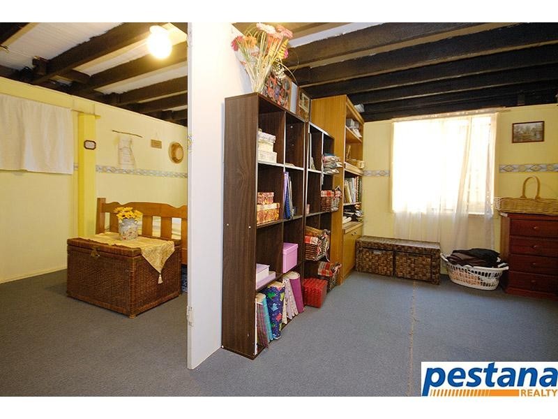 8 Thomas Street, Rochedale South QLD 4123