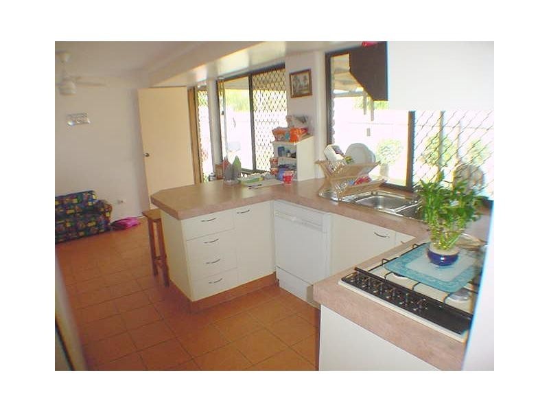 5 Culla Court, Meadowbrook QLD 4131