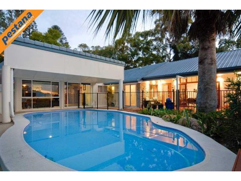 76 Dennis Road, Springwood QLD 4127