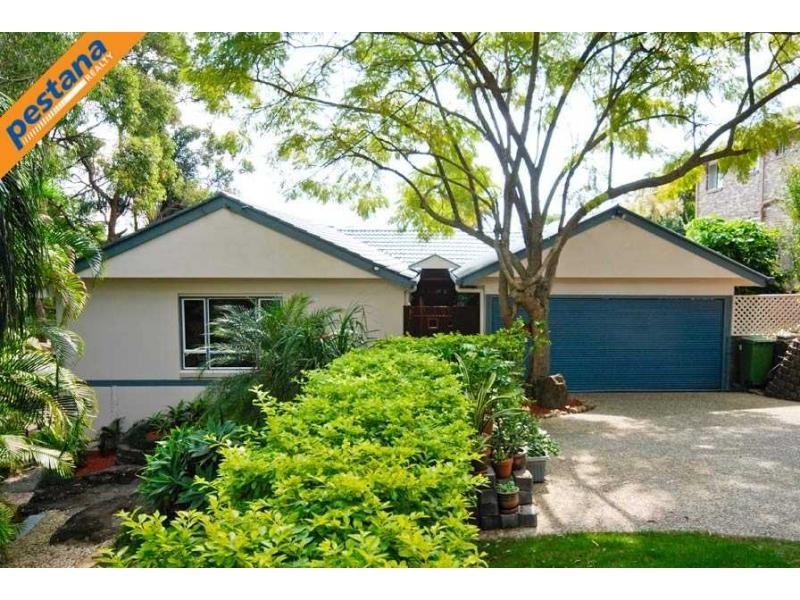 76 Dennis Road, Springwood QLD 4127