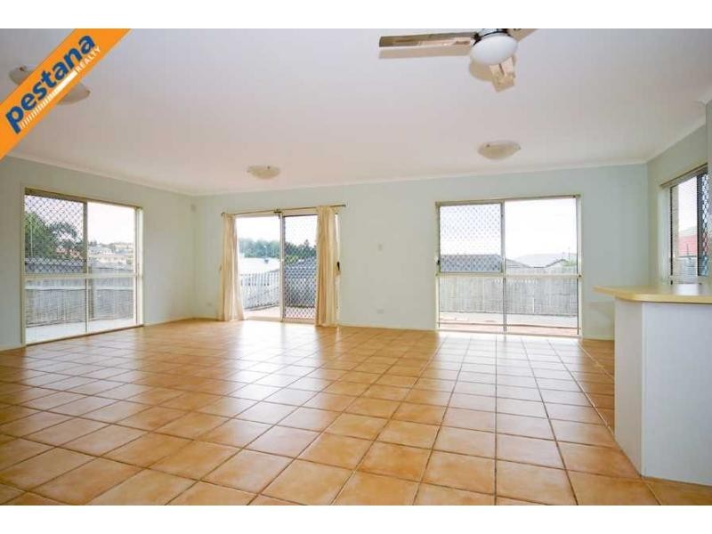 26 The Concourse, Underwood QLD 4119