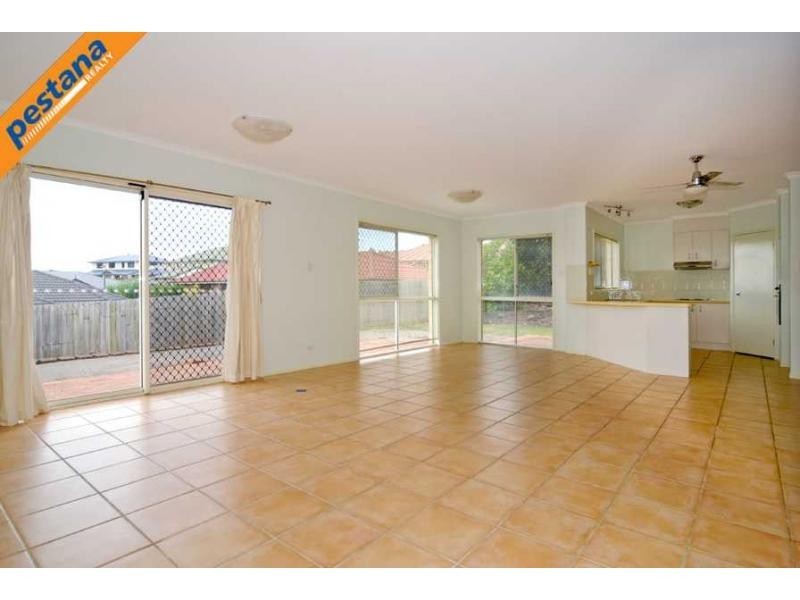 26 The Concourse, Underwood QLD 4119