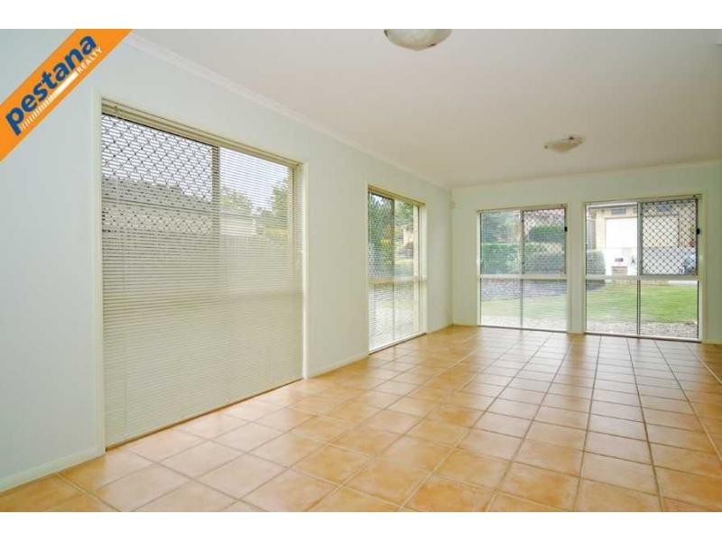 26 The Concourse, Underwood QLD 4119