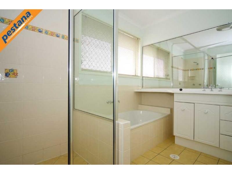 26 The Concourse, Underwood QLD 4119