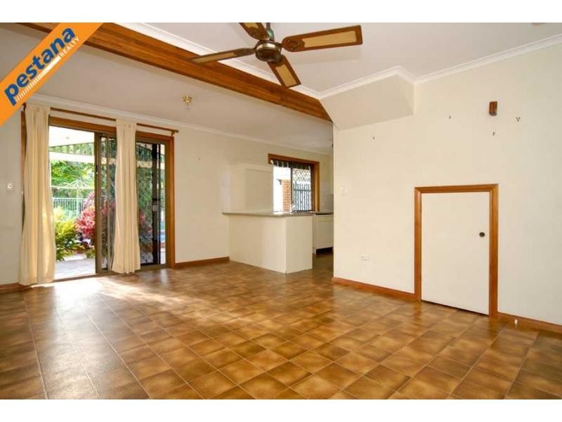 14 Jeanette Avenue, Springwood QLD 4127
