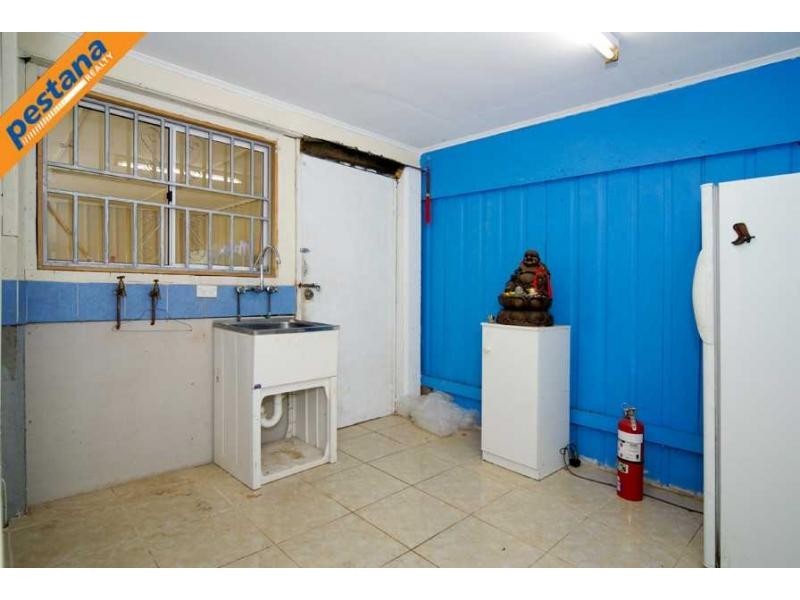 2 Sage Street, Kingston QLD 4114