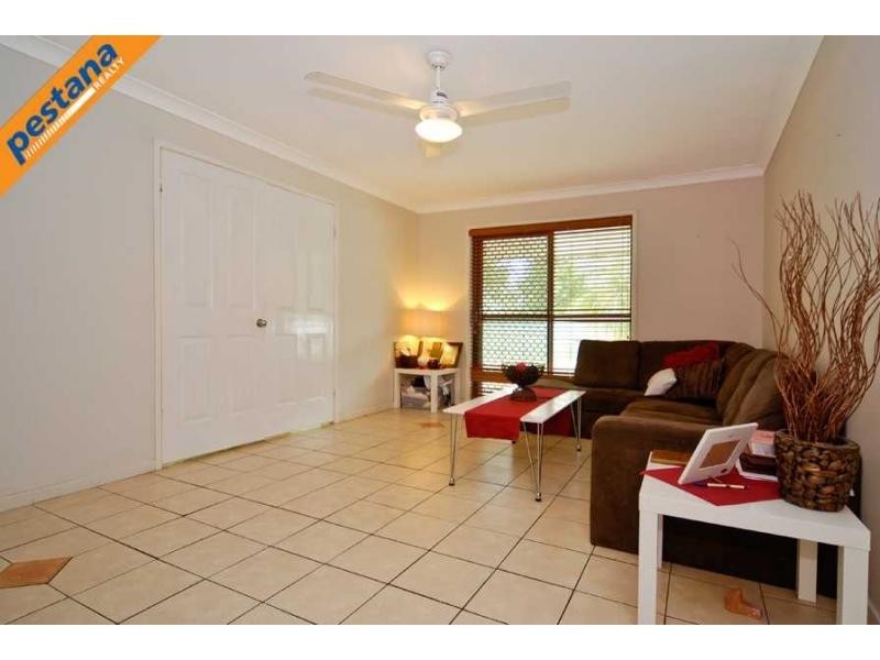 11 Truman Crescent, Slacks Creek QLD 4127