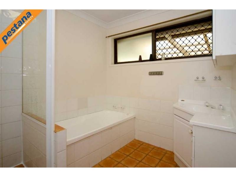 11 Truman Crescent, Slacks Creek QLD 4127