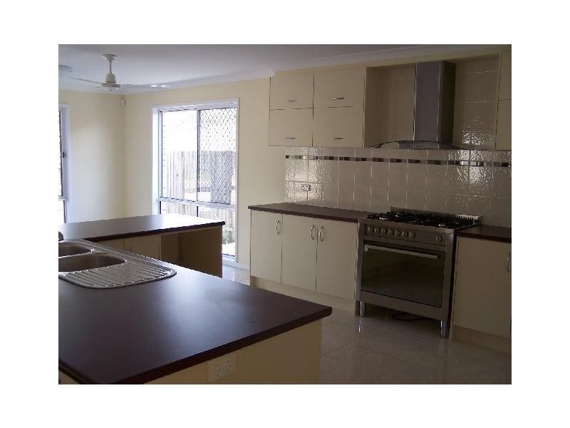 4 Eungella Terrace, Forest Lake QLD 4078