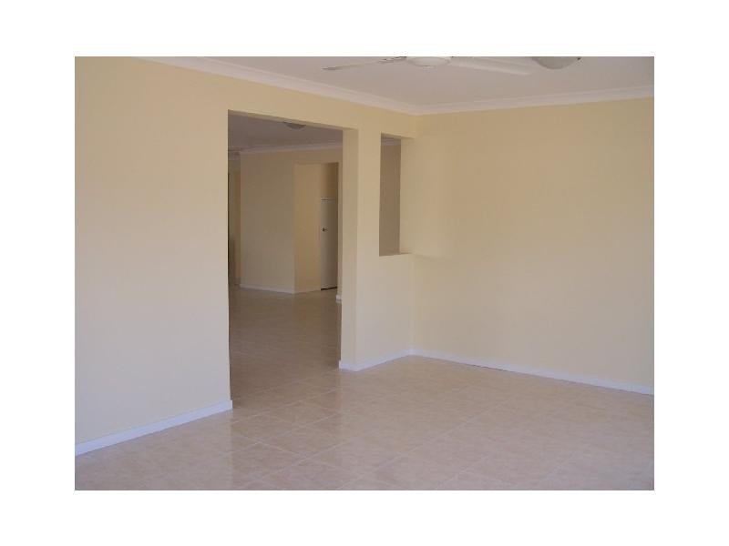 4 Eungella Terrace, Forest Lake QLD 4078