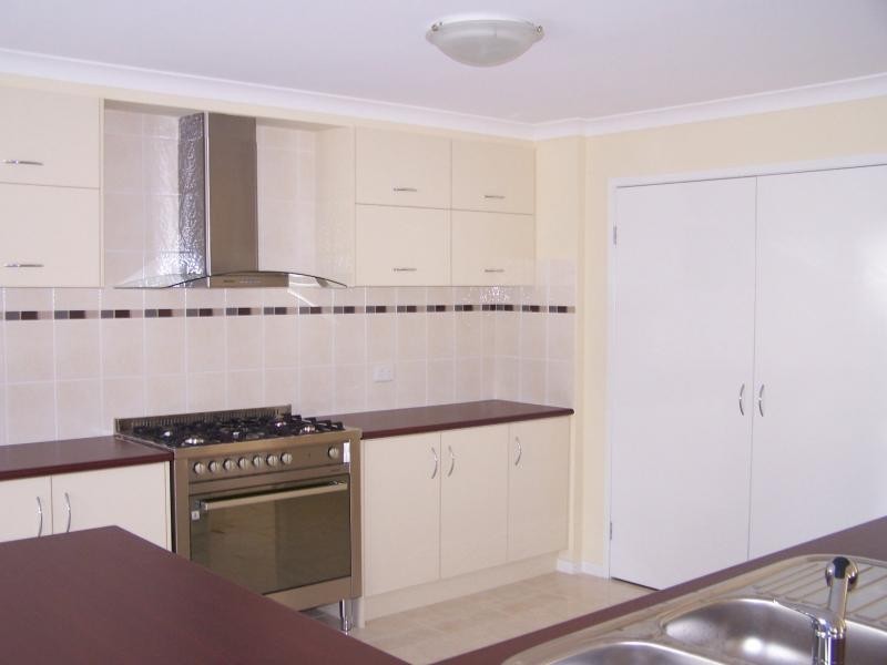 4 Eungella Terrace, Forest Lake QLD 4078
