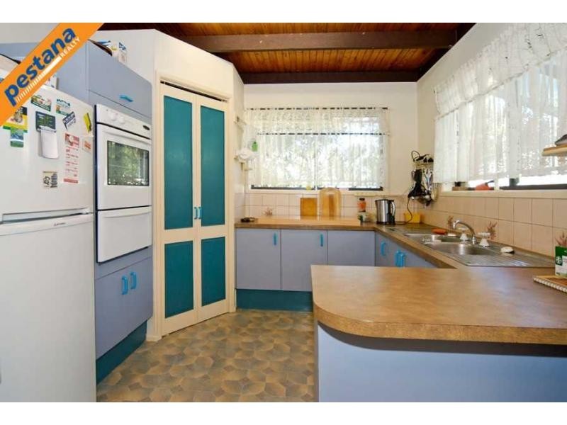 16 Zeeman Street, Rochedale South QLD 4123