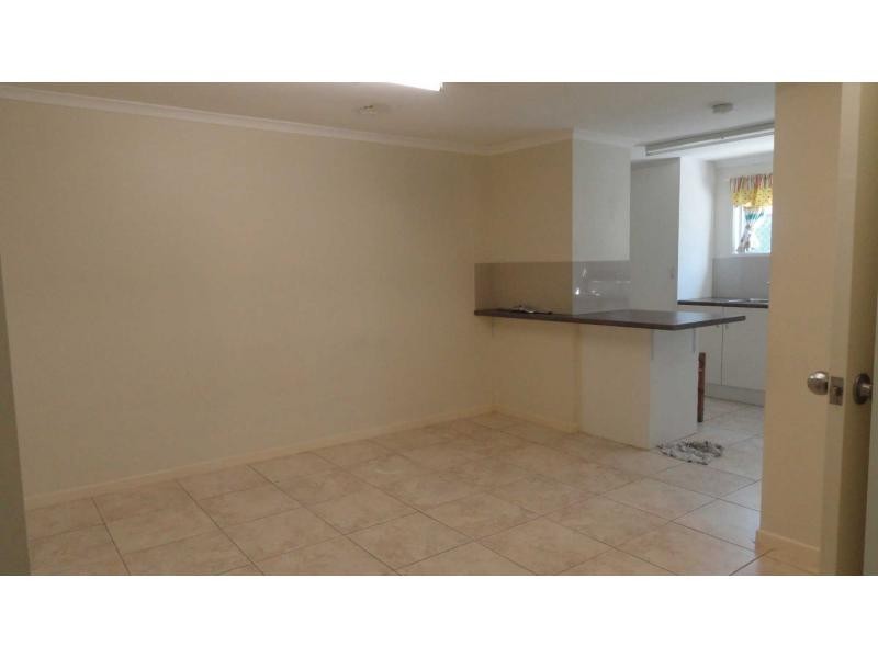 8 Stubbs Road, Woodridge QLD 4114