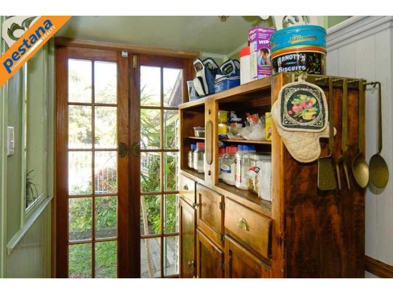 15 Vereker Street, Coopers Plains QLD 4108