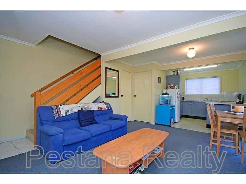 8/34 Defiance Road, Logan Central QLD 4114
