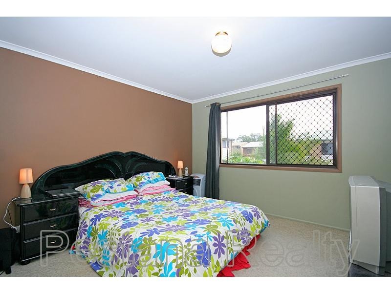 8/34 Defiance Road, Logan Central QLD 4114
