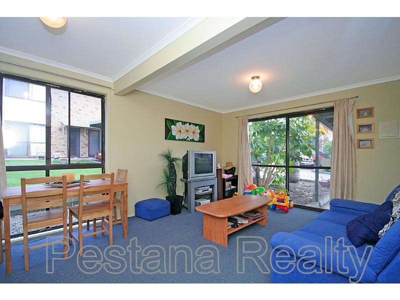8/34 Defiance Road, Logan Central QLD 4114