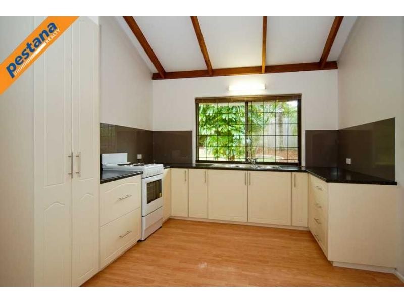 38 Caloola Drive, Springwood QLD 4127