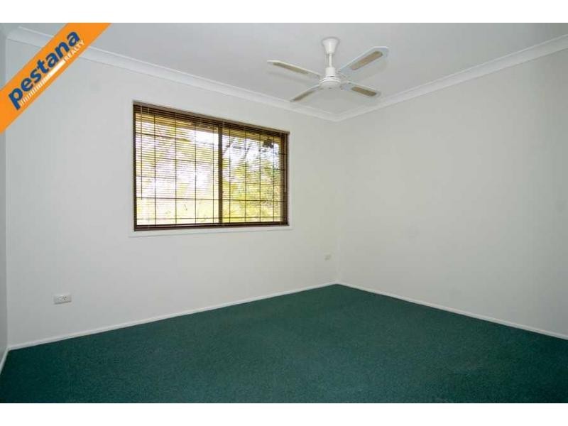 38 Caloola Drive, Springwood QLD 4127