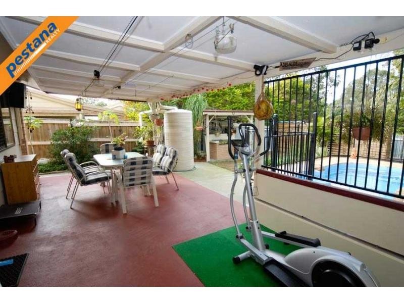 12 Stellaris Way, Rochedale South QLD 4123