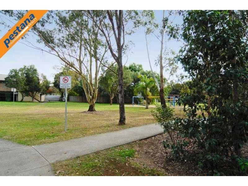 12 Stellaris Way, Rochedale South QLD 4123