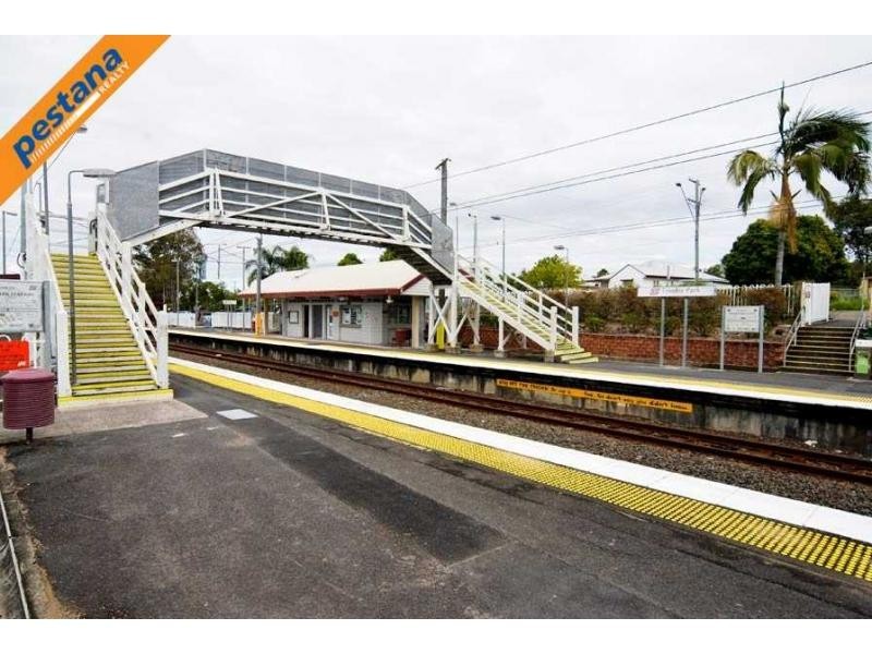 1/111 Station Road, Woodridge QLD 4114