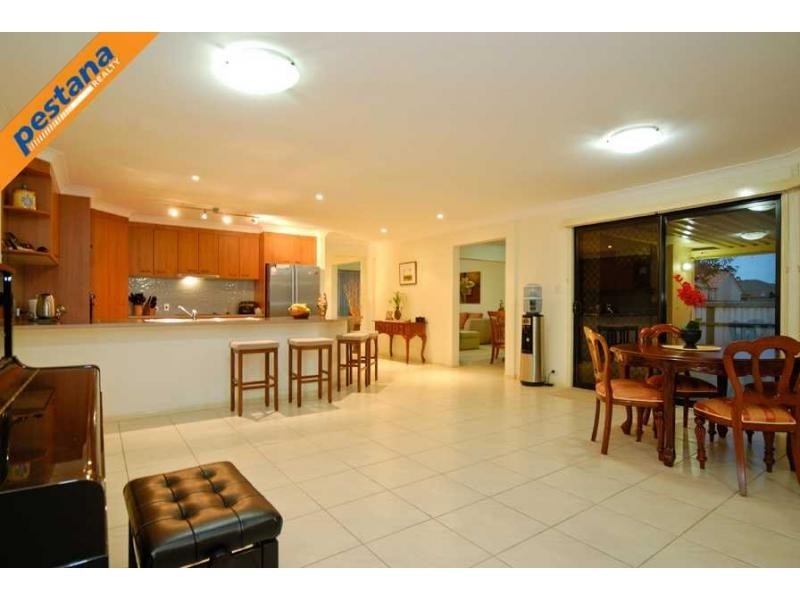 2 Boardwalk Avenue, Meadowbrook QLD 4131